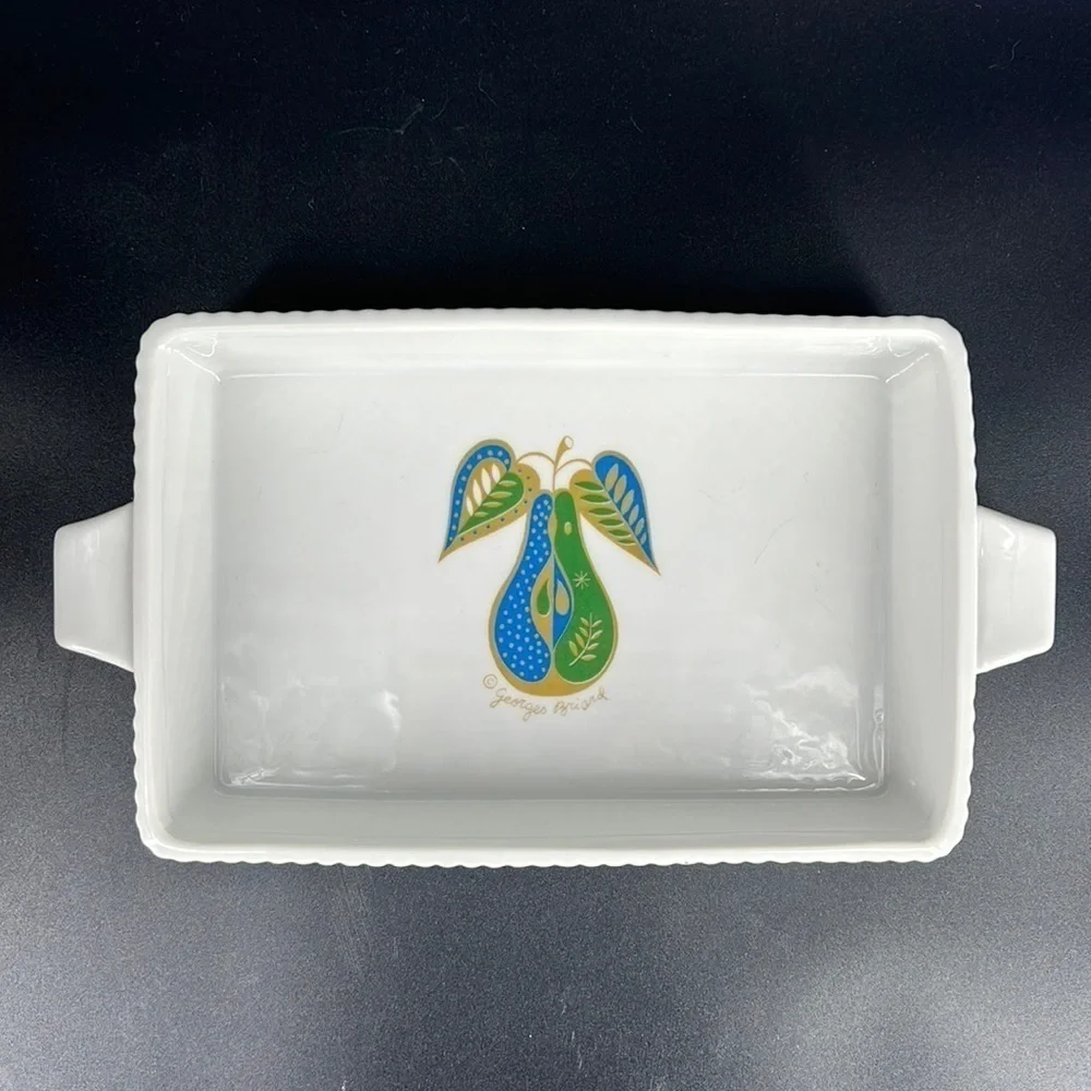 George Briard Forbidden Fruit  Pear Motif Ovenware Dish